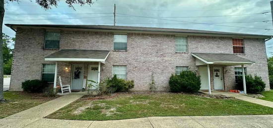 527 N Village Creek Pkwy Apt 3B, Lumberton, TX 77657