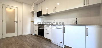 Apartamento T1 para arrendamento