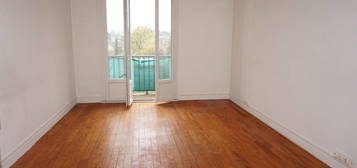 Appartement  à louer, 3 pièces, 2 chambres, 53 m²