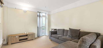 2 bed flat to rent