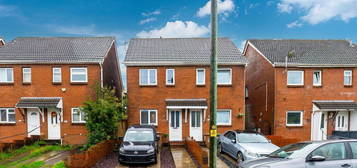 3 bed semi-detached house for sale