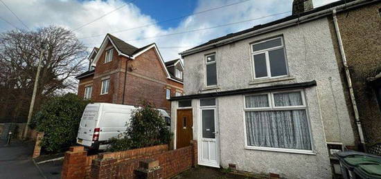 Flat to rent in Anns Hill Road, Gosport PO12