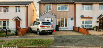 3 bedroom end of terrace house