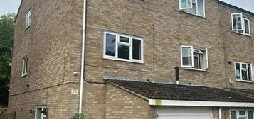 3 bedroom semi-detached house