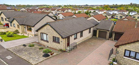 2 bed detached bungalow for sale