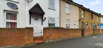 2 bedroom terraced house