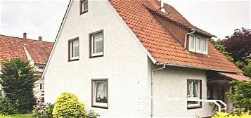 Renovieren und einziehen  - Ein- bis Zweifamilienhaus mit großem Grundstück in Lübbecke City -