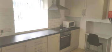 Room to rent in Spring Terrace, Swansea SA1