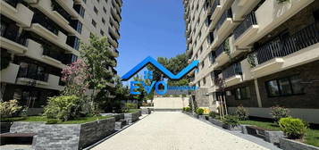 Apartament o camera decomandat, baie cu geam, Evergreen Towers,