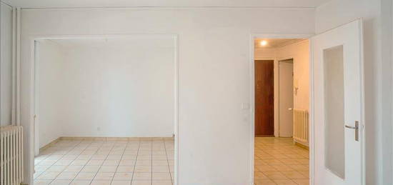 Appartement  à vendre, 4 pièces, 3 chambres, 64 m²