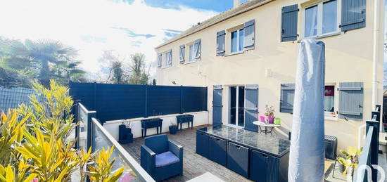 Maison 1 étage  à vendre, 5 pièces, 3 chambres, 87 m²