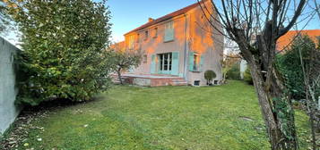 Maison  à vendre, 7 pièces, 4 chambres, 158 m²