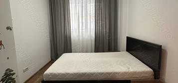 Închiriere apartament 3 camere