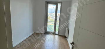 İLK İSTANBUL'DAN BATIŞEHİRDE 3+1 KİRALIK BOŞ DAİRE /FOR RENT