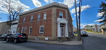 700-704 Pennsylvania Ave, Bangor, PA 18013