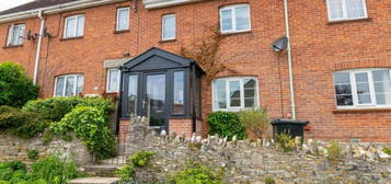 3 bedroom detached house