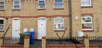 2 bed property for sale