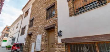 Casa adosada en callej&#xF3;n del Sant&#xED;simo