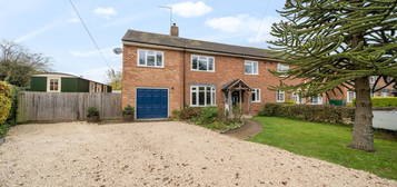 3 bed semi-detached house for sale