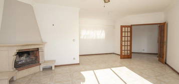 Apartamento T3 - Sesimbra, Castelo