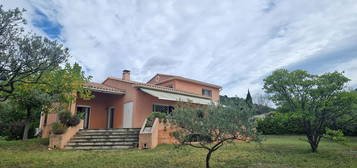 Villa 4 pièces 140 m²