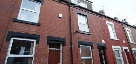 4 bedroom terraced house