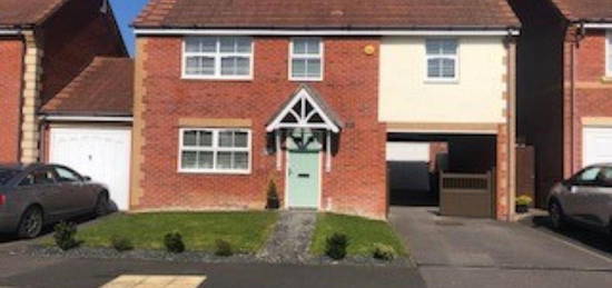 4 bedroom detached house