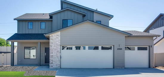 11736 W Mountain Iris St, Star, ID 83669