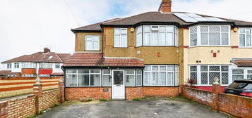 6 bedroom semi-detached house for sale