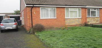 3 bedroom semi-detached bungalow to rent