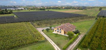 Villetta bifamiliare in vendita in località Ca' di Mezzo, 159