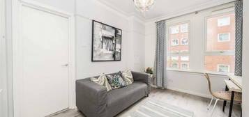 Flat to rent in Sandringham Flats, Charing Cross Road, London WC2H