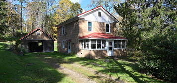 178 Johnston St, New Milford, PA 18834