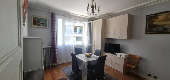 Studio  à vendre, 1 pièce, 32 m², Étage 1/8