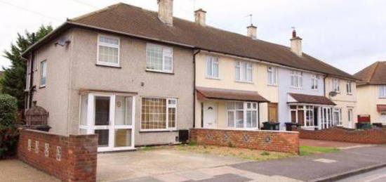 1 bed detached house to rent