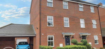 4 bedroom semi-detached house for sale