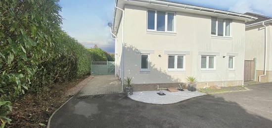 2 bedroom semi-detached house