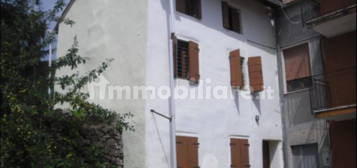 Villa a schiera 3 locali, da ristrutturare, Chiampo