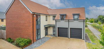 5 bedroom detached house for sale