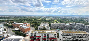 Ausblick zum Staunen: Großzügige 3 Zimmer Wohnung mit Loggia + Pool + Sauna im 21. Stockwerk in 1100 Wien zu mieten