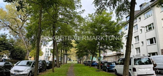 Modernisierte Zweizimmerwohnung am Volksgarten