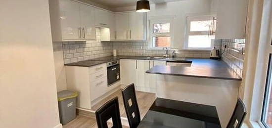 4 bedroom terraced house