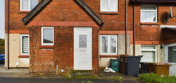 2 bed semi-detached house to rent