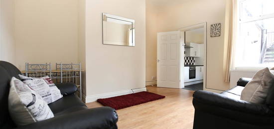 Flat to rent in Trewhitt Road, Heaton, Newcastle Upon Tyne NE6