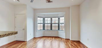 1111 25th St NW APT 904, Washington, DC 20037