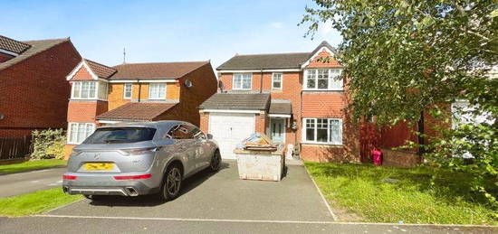 4 bed detached house for sale