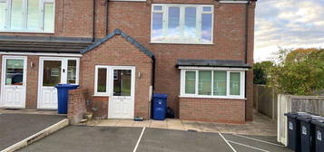 2 bed flat to rent