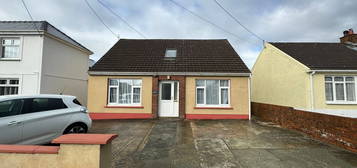 Bungalow for sale in Sandale, Neyland Road, Steynton, Milford Haven SA73