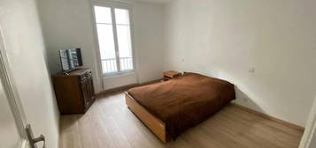 Studio meublé  à louer, 1 pièce, 25 m², Étage 4/5