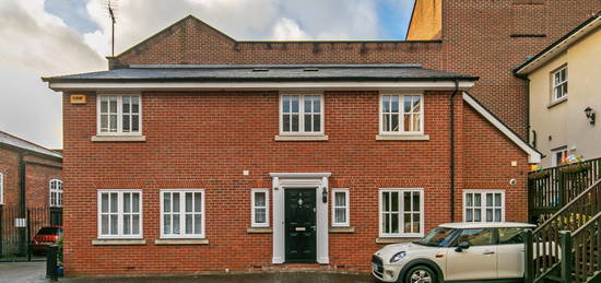 Semi-detached house to rent in Printers Row, Staple Gardens, Winchester SO23